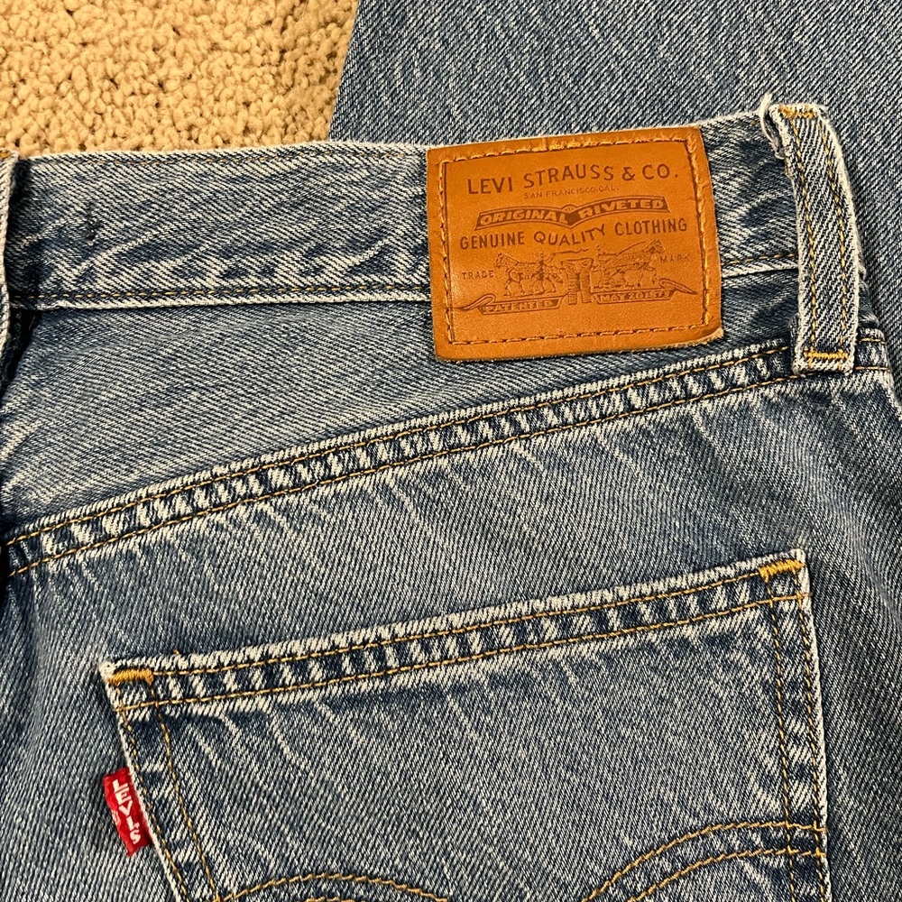Levi’s loose straight jeans
